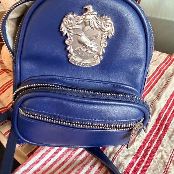 Ravinclaw mini backpack - Picture 3 of 7